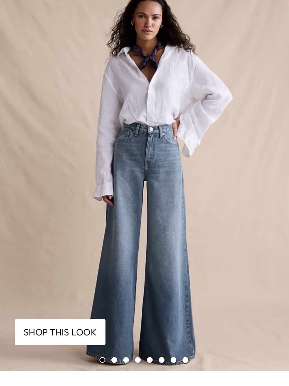 Banana Republic Medium Wash Wide-Leg Jeans - Picture 4 of 4